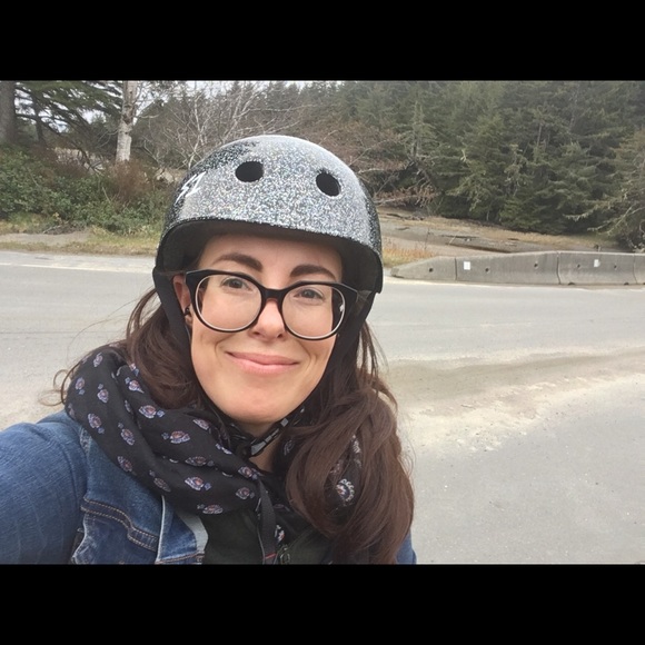 Meet your Posher, Brie - Picture 3 of 3